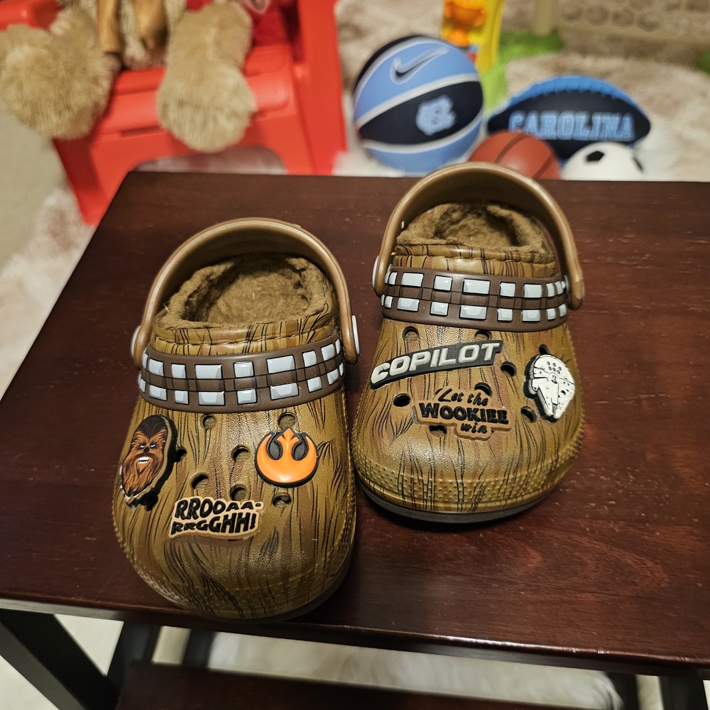 Crocs Kids' Star Wars Classic Lined Clog - Brown - Picture 6 of 7